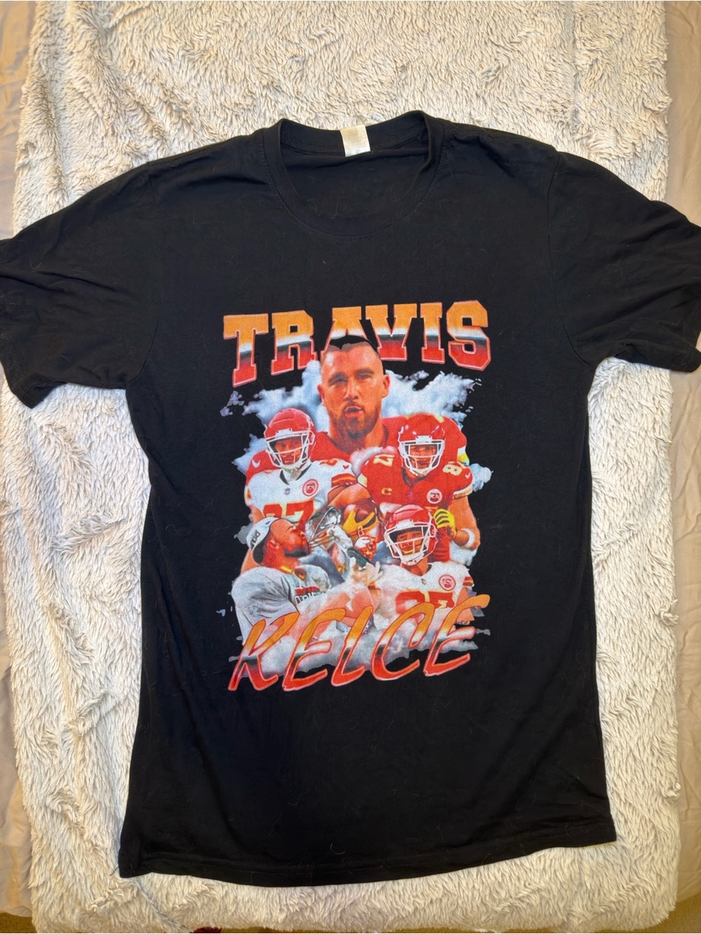 🍉 Men's Black Graphic Football T-Shirt - Travis Kelce size small